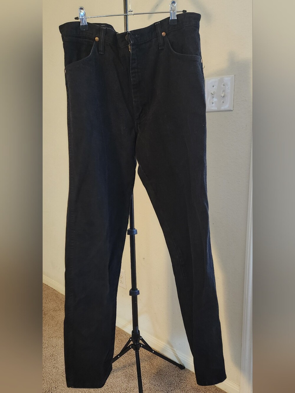 Wrangler Black Slim Straight Men's Jeans